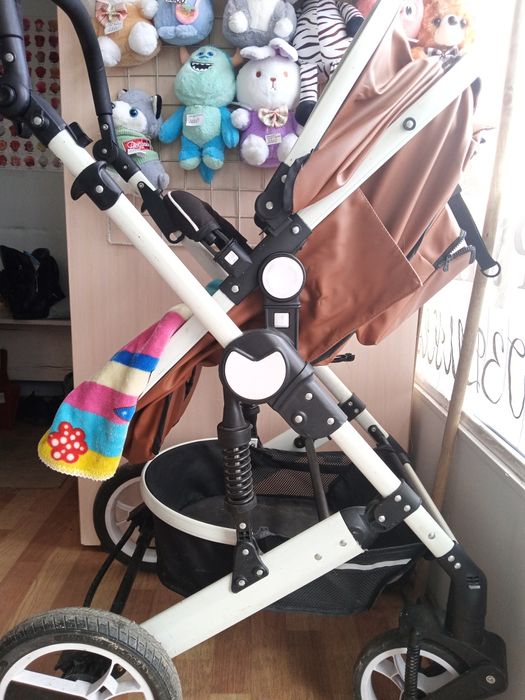 Срочно продам коляску