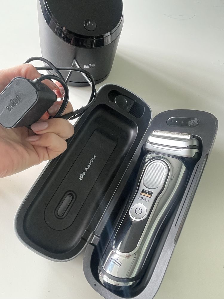 Braun S9 Pro ел. самобръсначка