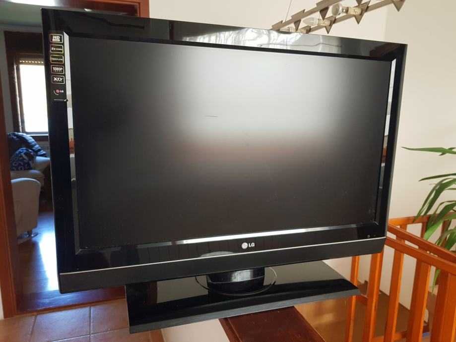 Televizor folosit diagonala 70 cm