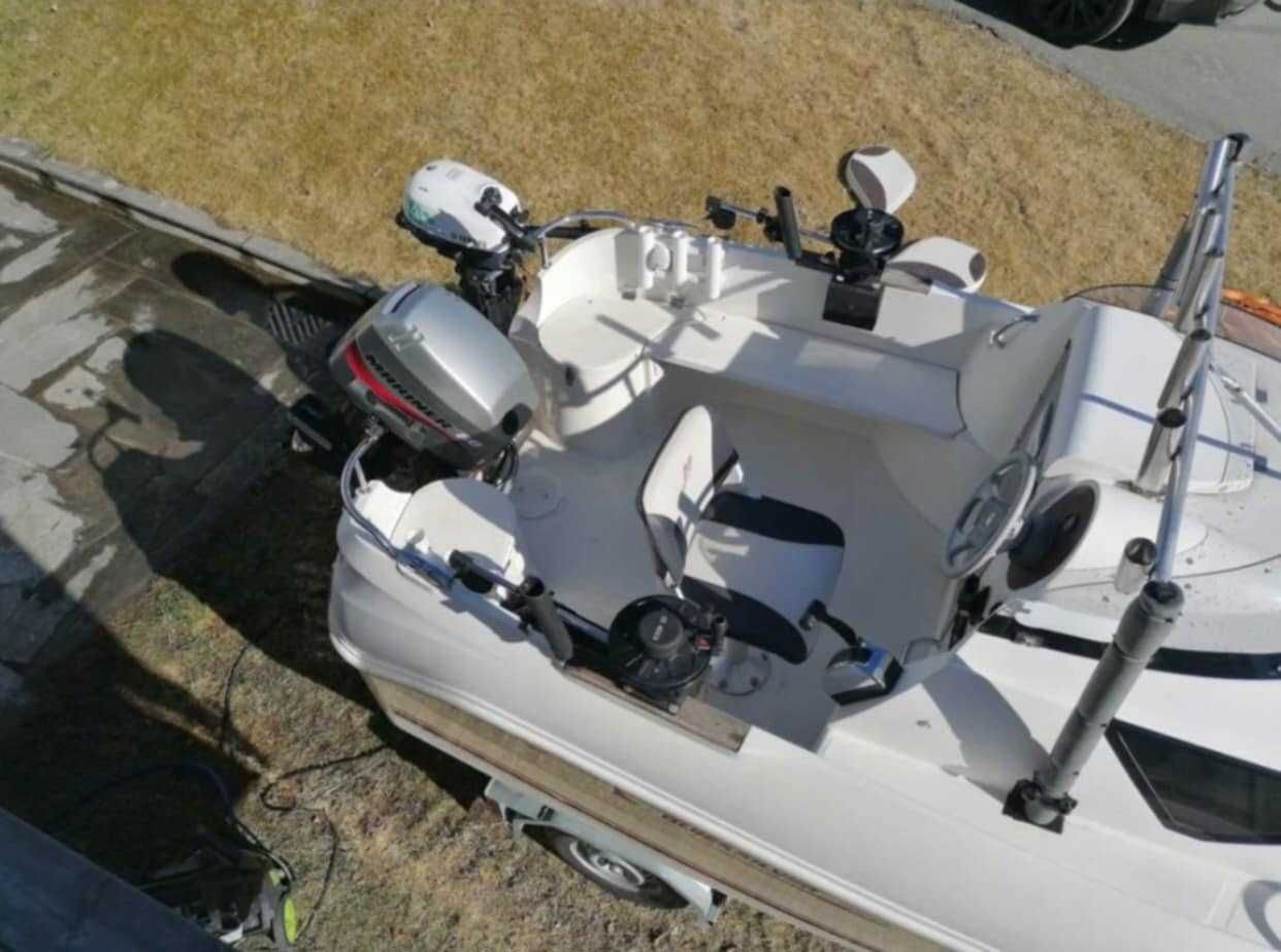 лодка Quicksilver 460