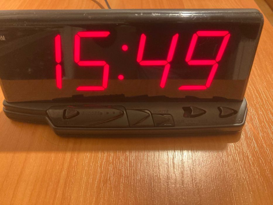 Ceas de masa afisaj mareee