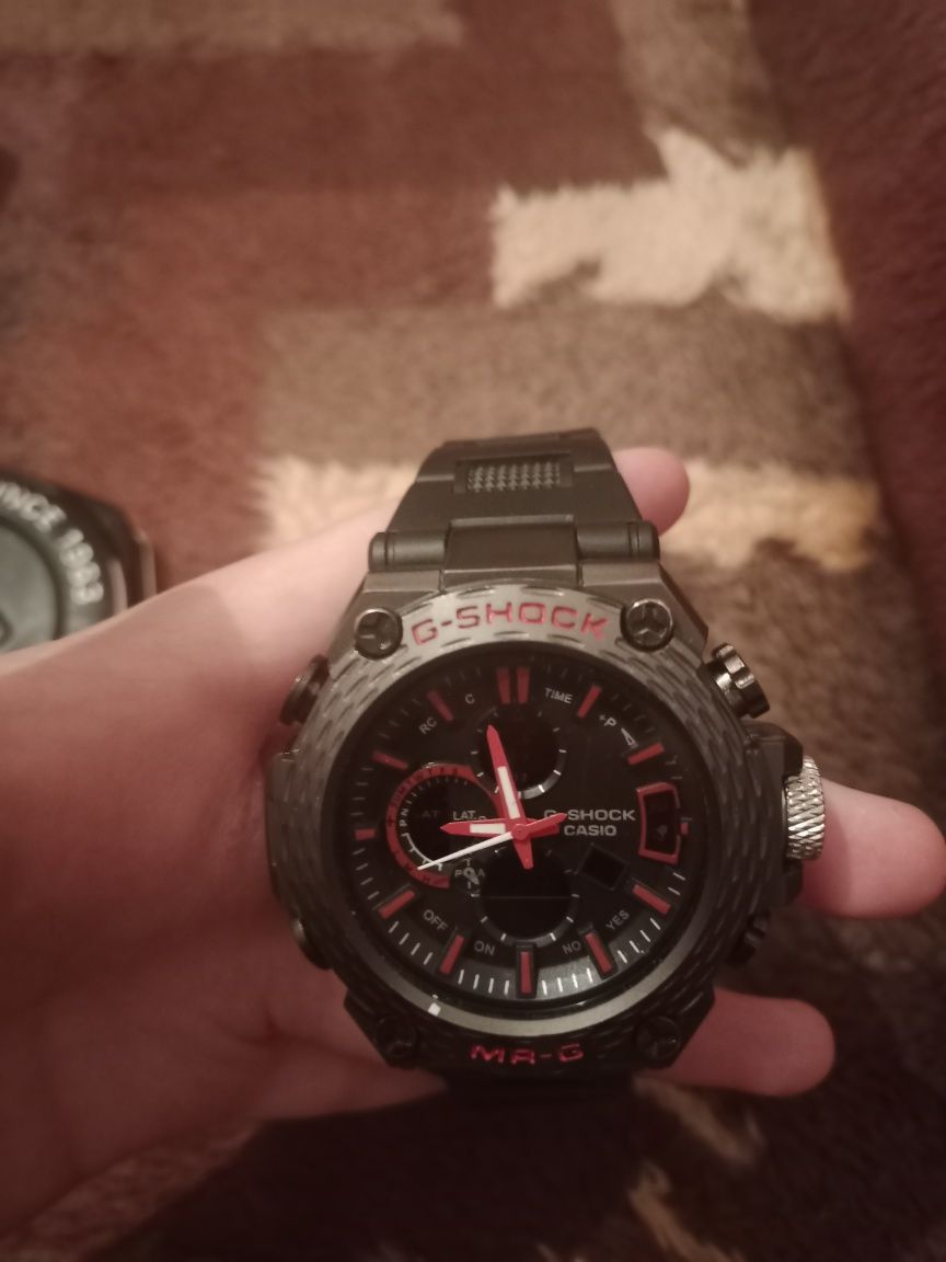спортивные часы от компаний G-Shock