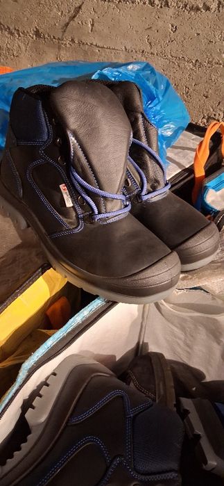 Bocanci    lucru  Sixton