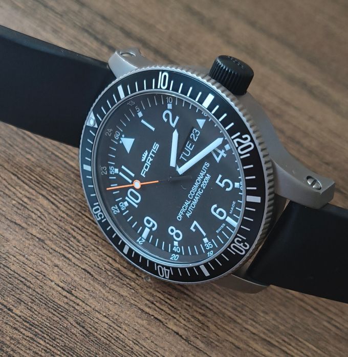 ceas Fortis B-42 Official Cosmonauts