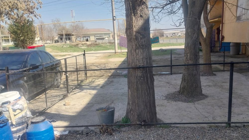 srochna 2 xona 3 xona qilingan kvartira sotiladi