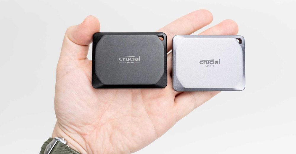 Crucial X9 1TB portable SSD. 1000MB/s