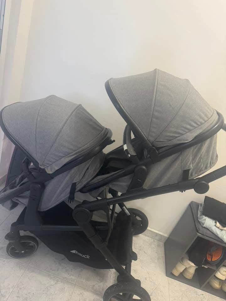 Продавам количка  Hauck Atlantic twin