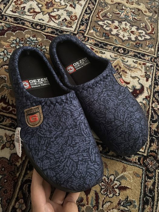 Мужская тапочка