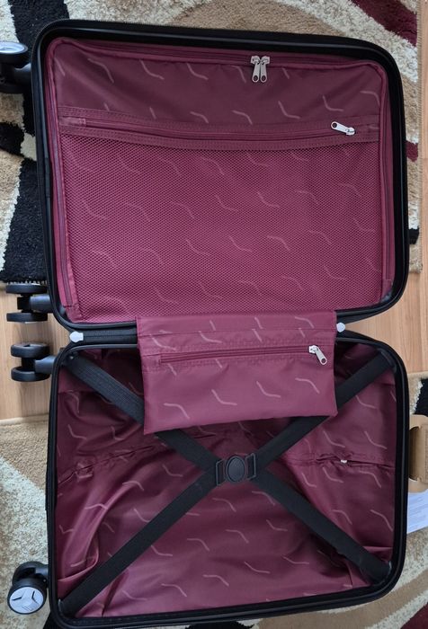 Troler   64 cm  nou