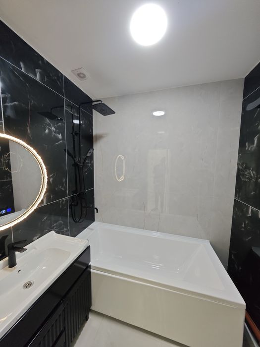 Евро Ремонт Квартира Сотилади 3 хона 7 этаж  18 мкр орентир 22 мактаб