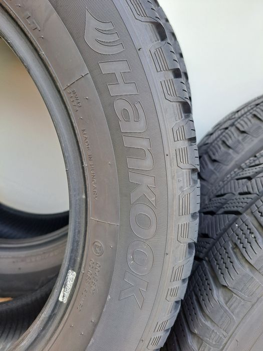 Anvelope İarnă 215/60R17C Hankook Winter I cept LV M+S