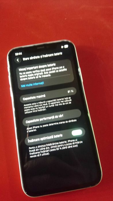 Iphone 11 alb 64gb liber