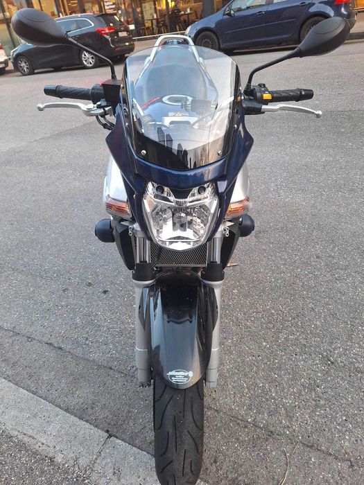 Suzuki GSR600-2006 stare impecabilă