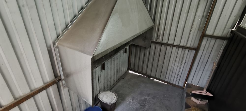 Шашлычная будка с вытяжкой