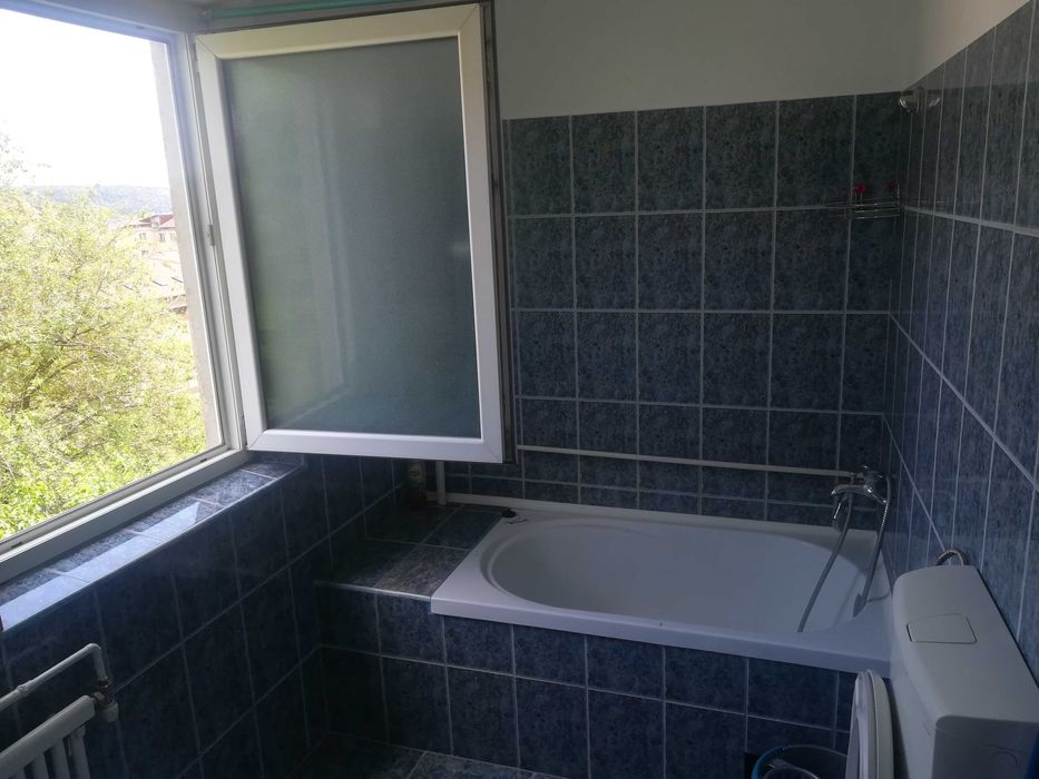 De inchiriat garsoniera