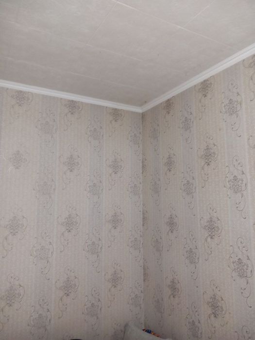 Продаётся квартира  Чиланзар 15 1 ком 1,5*6 бал 4 этаж