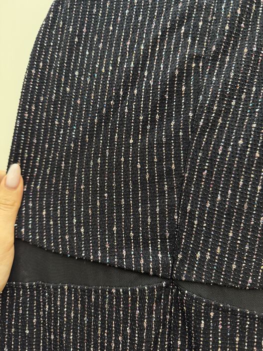 Блестящ гащеризон с прозрачни детайли и широки крачоли