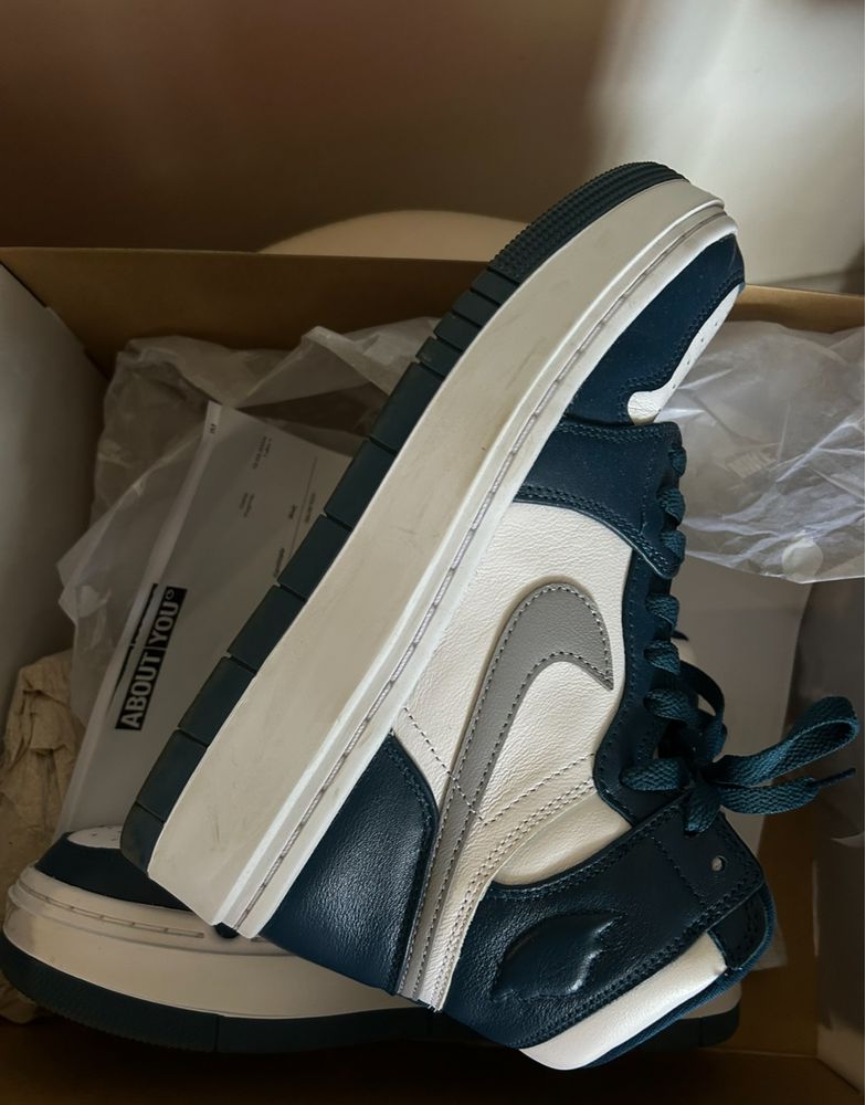 Nike Jordan 1 dama 39