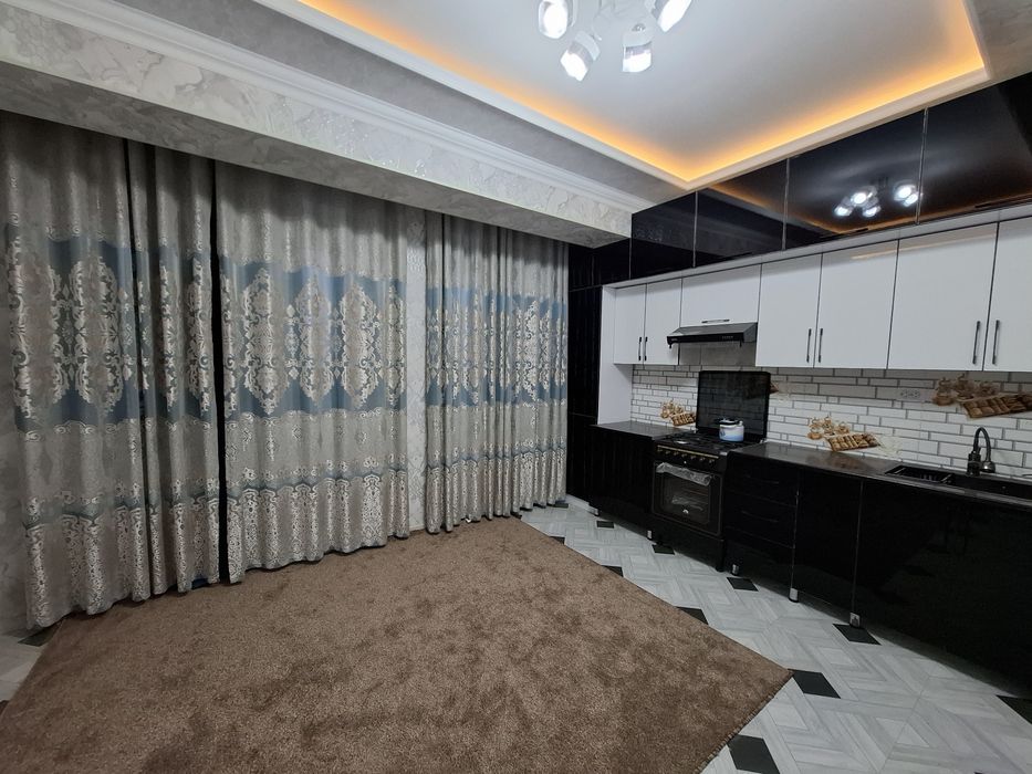 Сдается 2х комнатная  Фрунзе