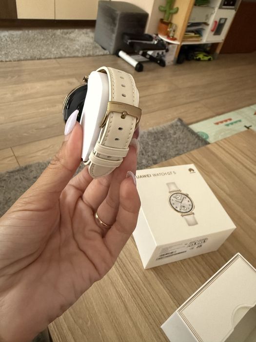 Смарт часовник huawei watch GT 5, 41 mm , white composite