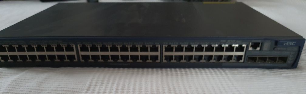 Switch 48 ports Gigabit HP H3C S5120-52C-EI
