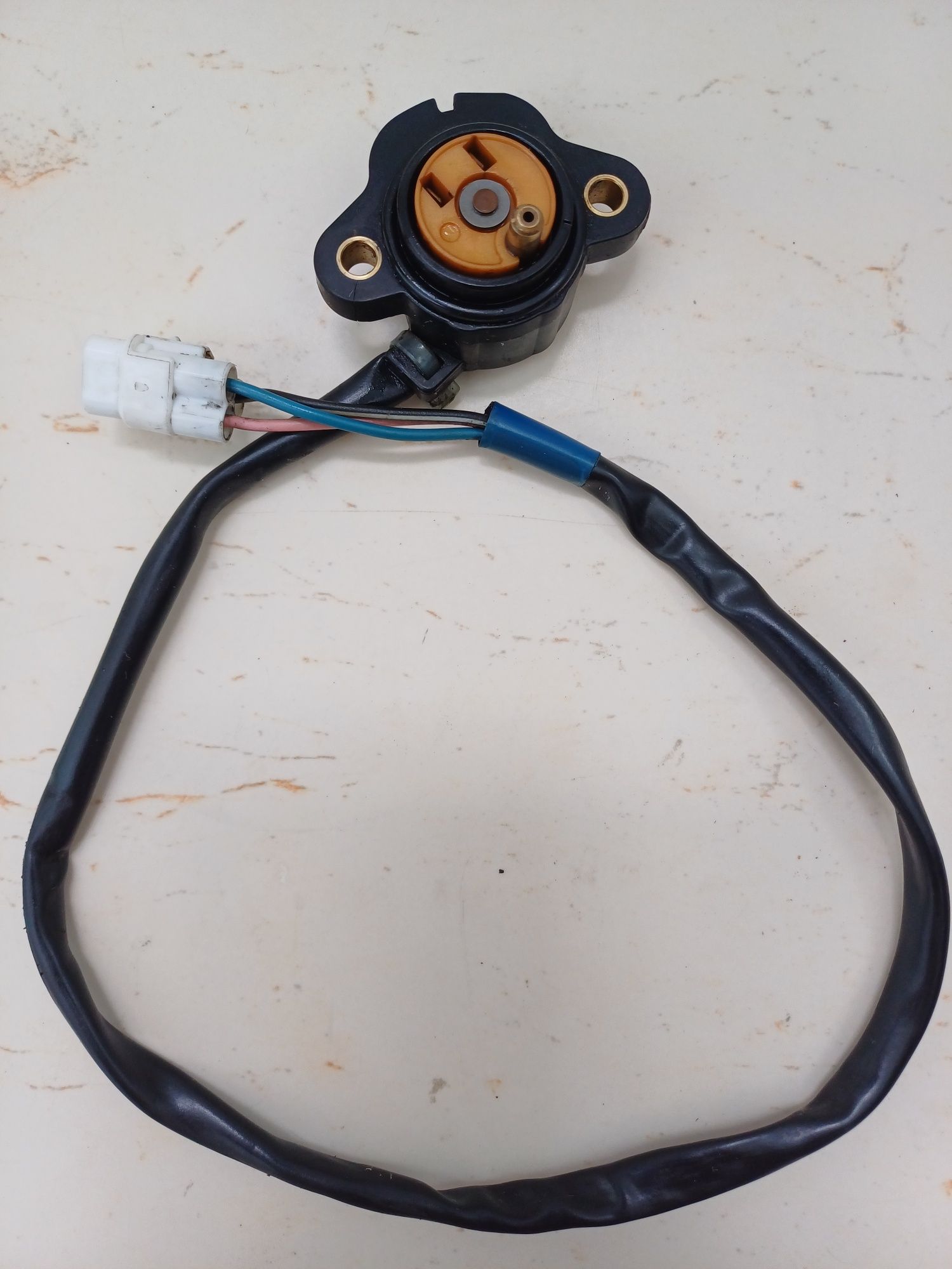 Senzor Neutral indicator treaptă SuzukiGsr600 An2006/2010