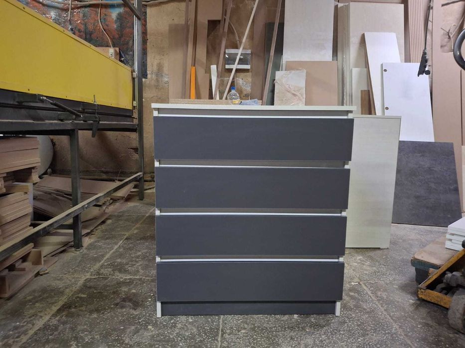 Комод  из  ЛДСП .