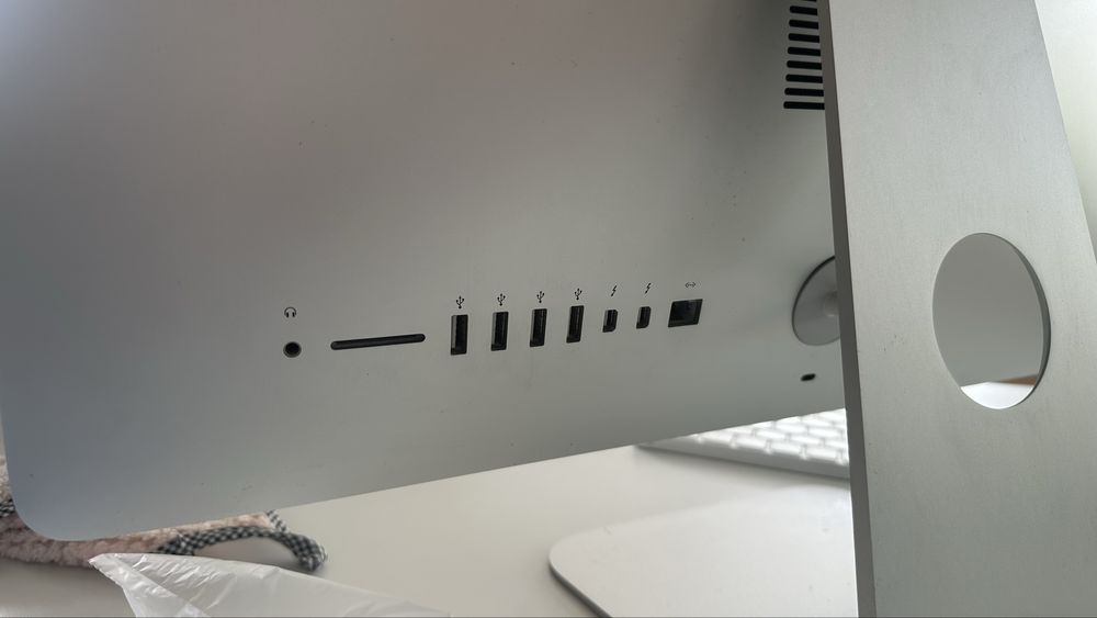 iMac 21.5 inch, 2015