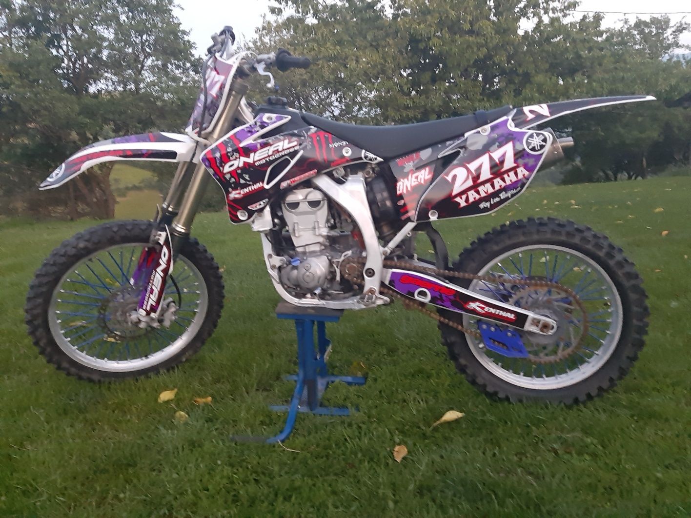 Vând yamaha yzf 450 2009