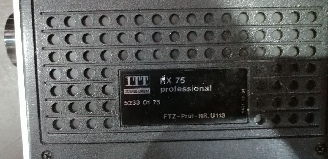 Radioreceptor ITT RX75 professional