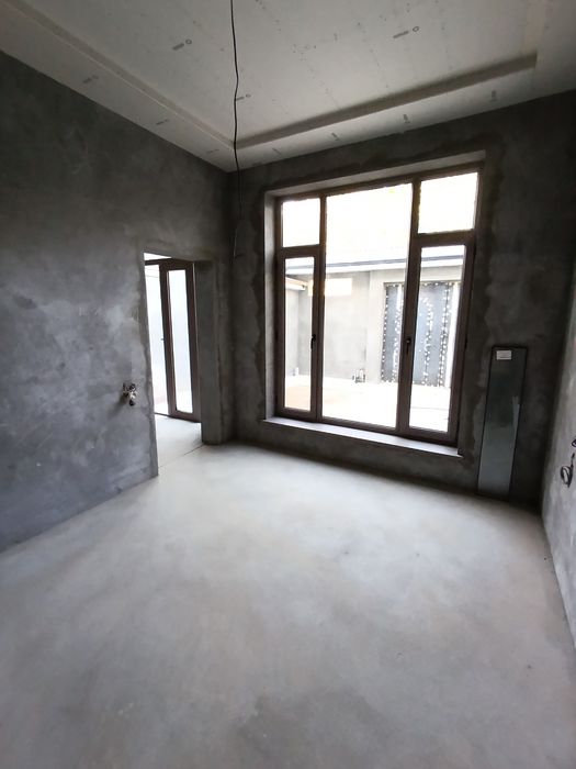 НАЗАРБЕК  МЕВАЗОР да срочно 5 хонали каттедж сотилади!!!