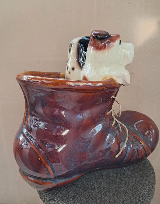 Кашпа в формата на  обувка