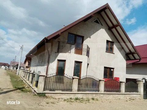 Casa 6 camere semifinisata, 200mp, Radauti