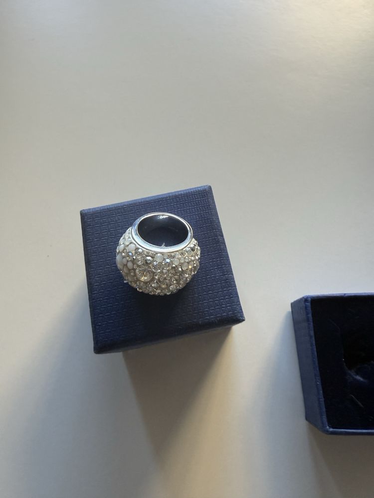 Swarovski пръстен