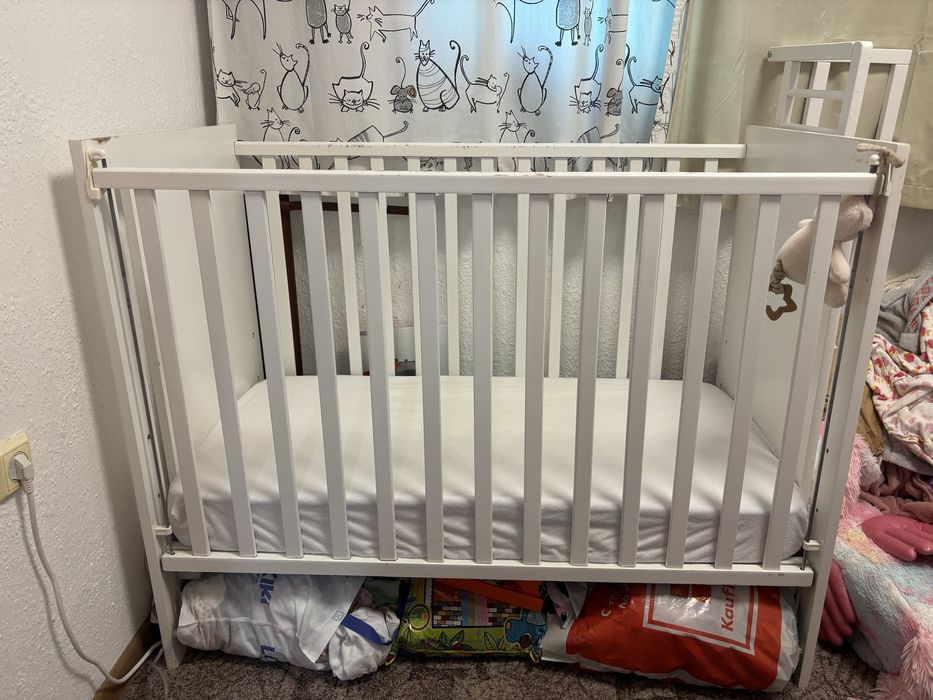 Бебешко легло/кошара с матрак