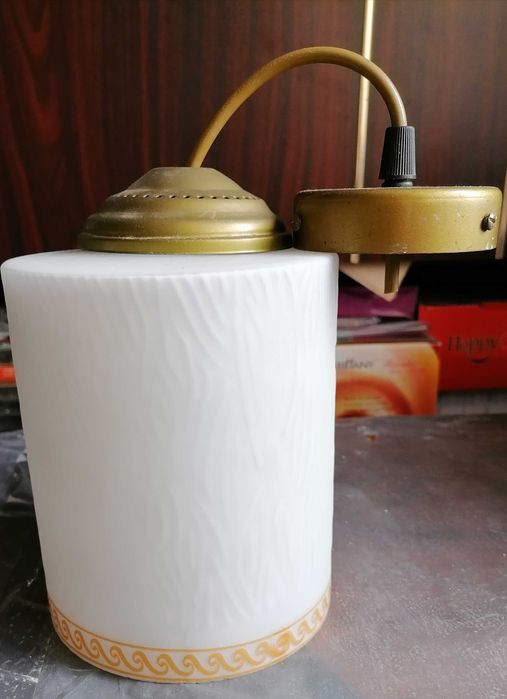 Продам дешево светильник б/у