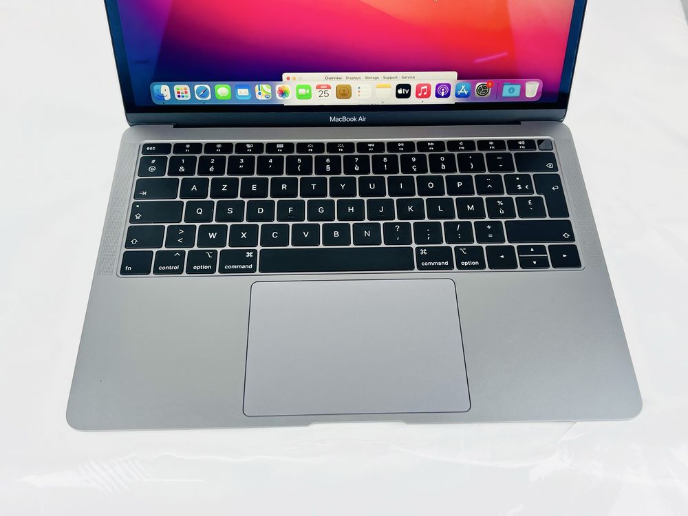 Apple MacBook Air 2018 13" i5 8RAM 512GB Space Gray Отличен! Гаранция!