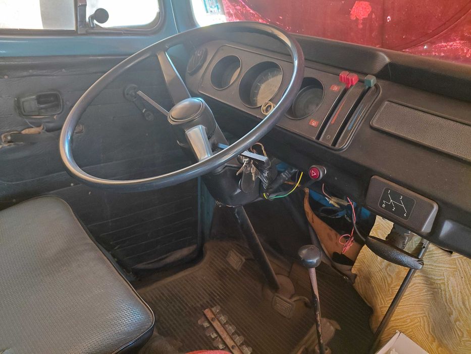VW Transporter T2B an fabricatie 1975