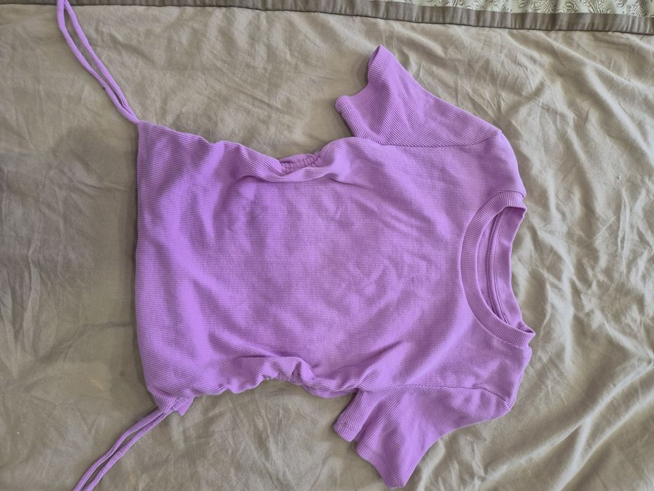 Розова блузка с елементи