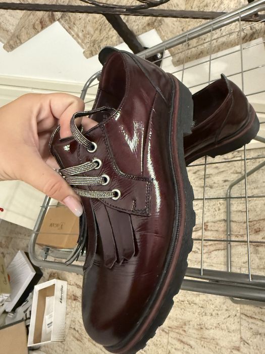 Pantofi oxford de la Marelbo