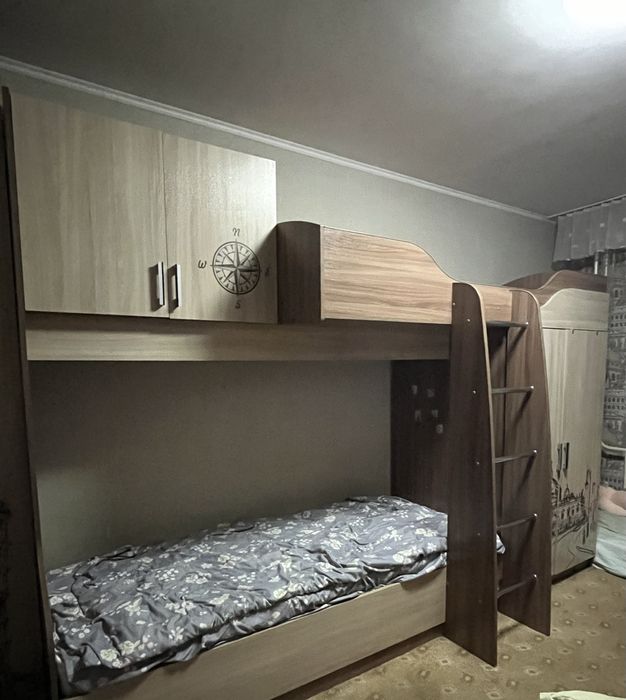 Двухярустная кровать