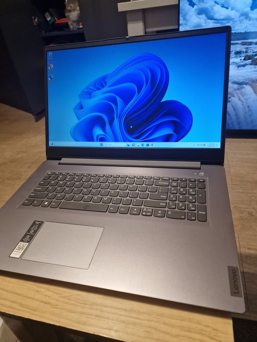 Laptop Lenovo Ideapad 3
