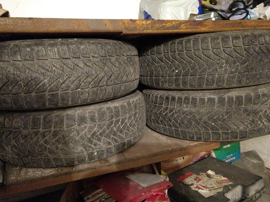 Желязни джанти с зимни гуми