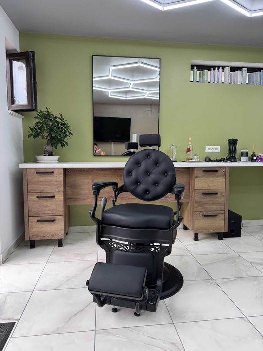 Inchiriez post frizerie