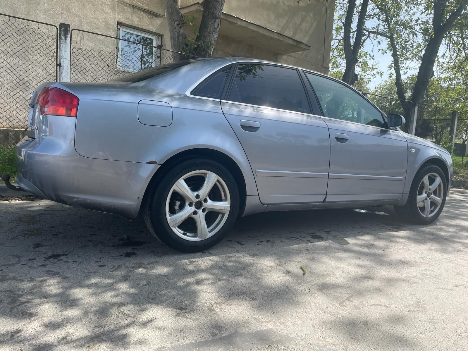 Vand AUDI A4 B 7 1.9 TDI