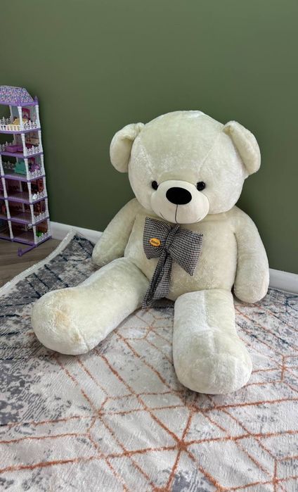 Продается  большой белый  медведь