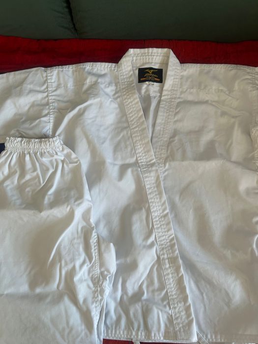 Кимоно Дзюдо продам срочно!!!