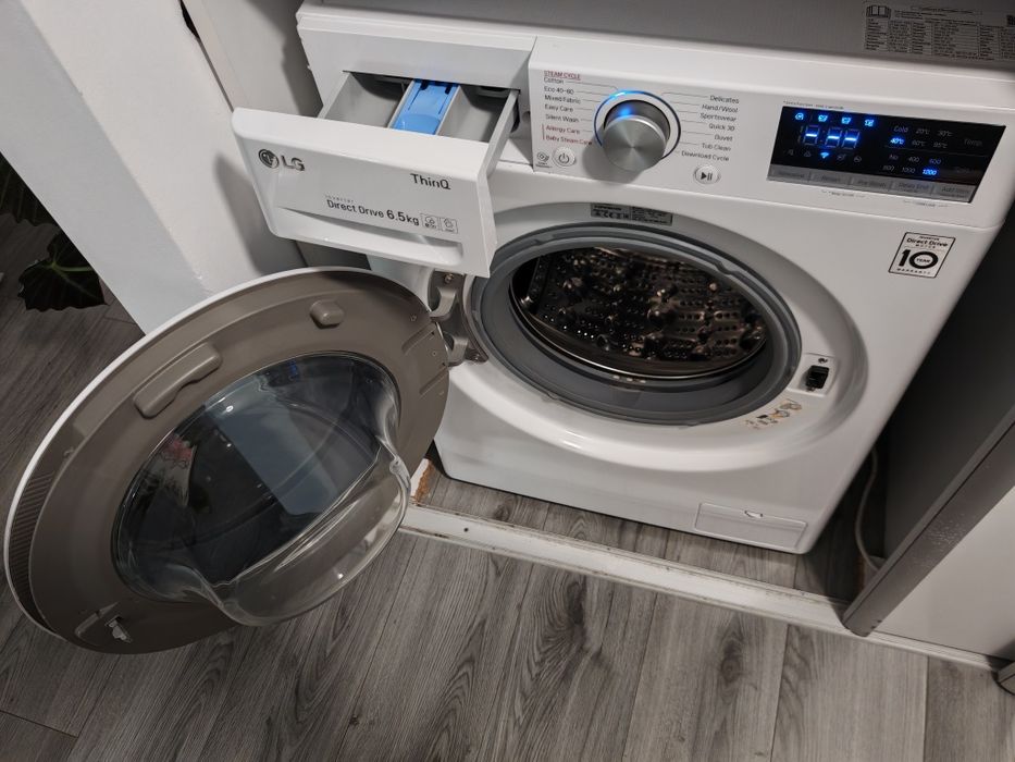 Masina de spalat rufe Slim LG, 6.5 kg, 1200 RPM,