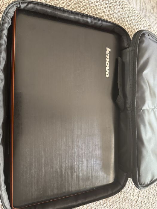 Продам ноутбук Lenovo Y570