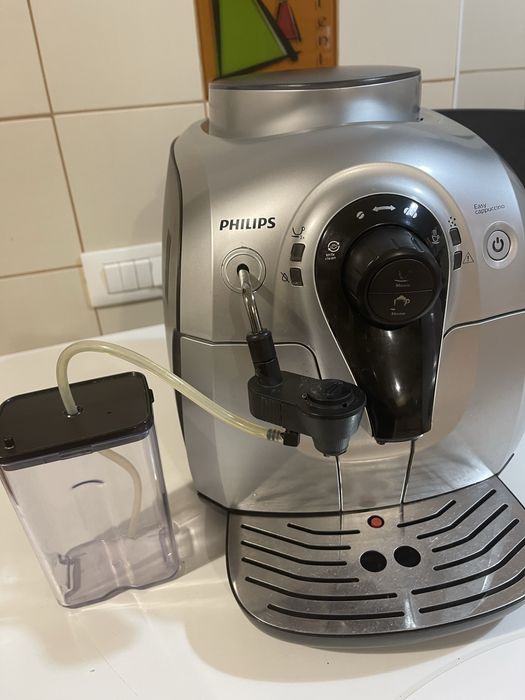 Espressor Philips 2100 series HD8652 (cafea boabe)